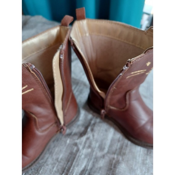 Carters Brown Kitty Cat riding boots. Embroidered cat face. Toddler sz. 5 - Picture 5 of 7